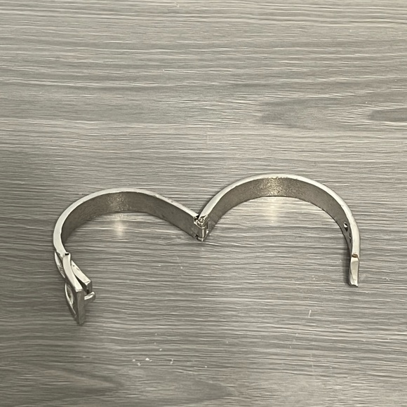 Silver Glitter Belt Buckle Bracelet with Hinge - Picture 6 of 7